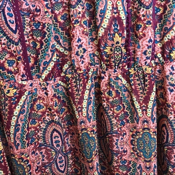 Love Fire Boho Top Size L Crochet Lace Overlay Wine Paisley Print‎ Long Sleeves - Picture 5 of 10